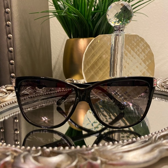 Swarovski Sunglasses 😎 - Picture 7 of 10